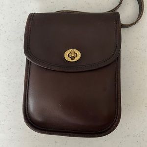 Vintage COACH Brown Leather Crossbody #9978